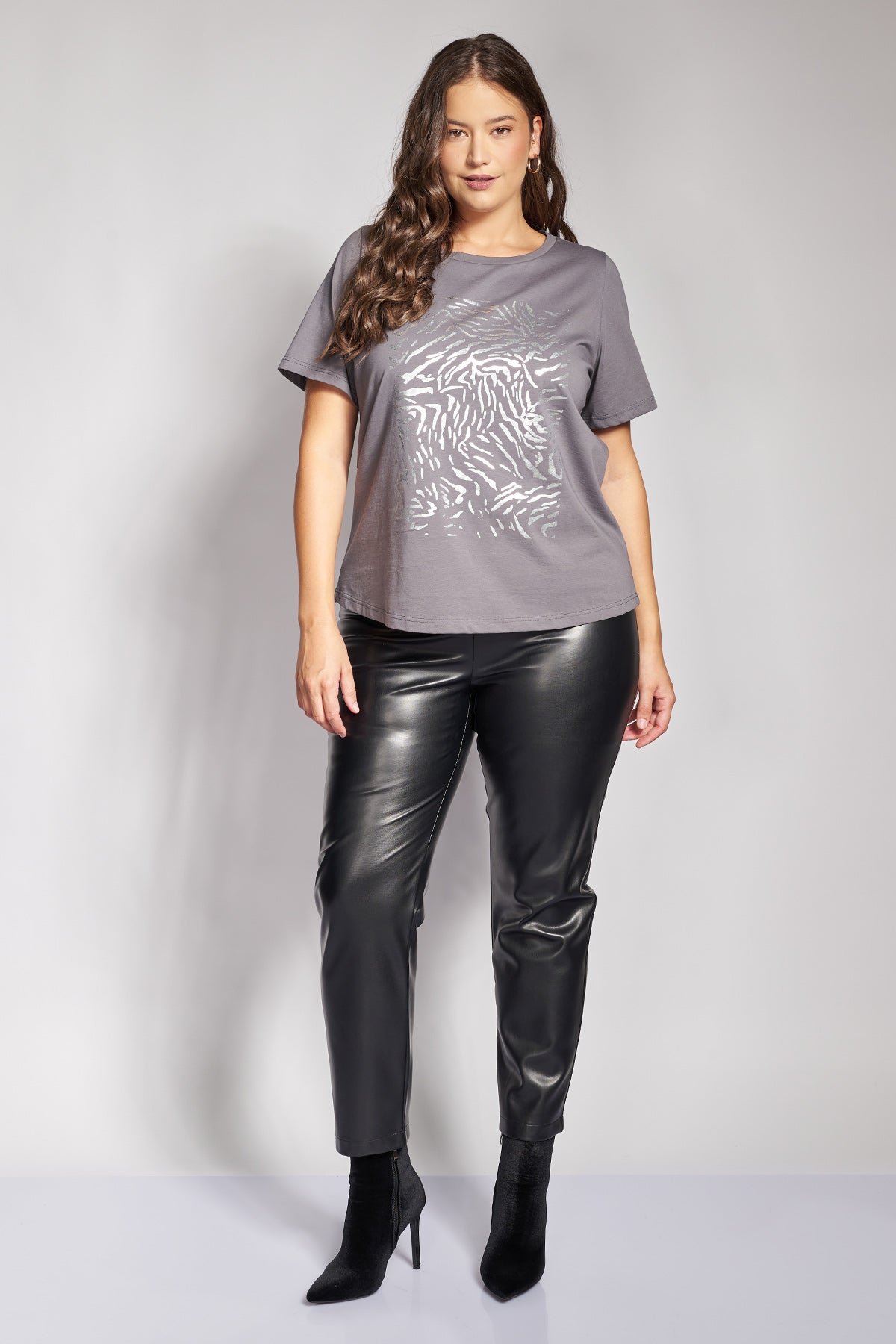 T-shirt με μεταλλιζέ αφηρημένο σχέδιο - Γκρι