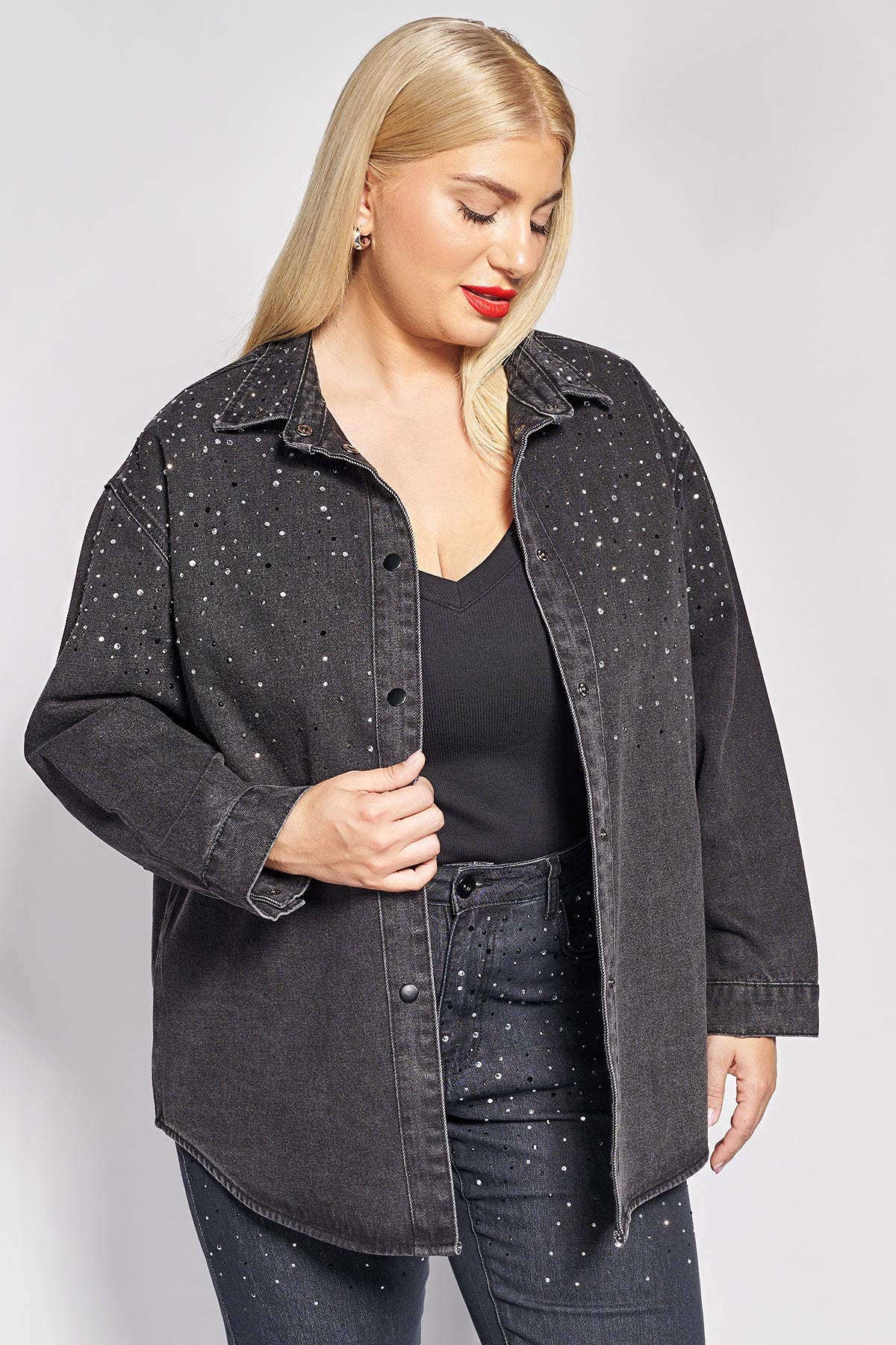 Τζιν overshirt jacket σε άνετη γραμμή με διακοσμητικά στρας - Ανθρακί