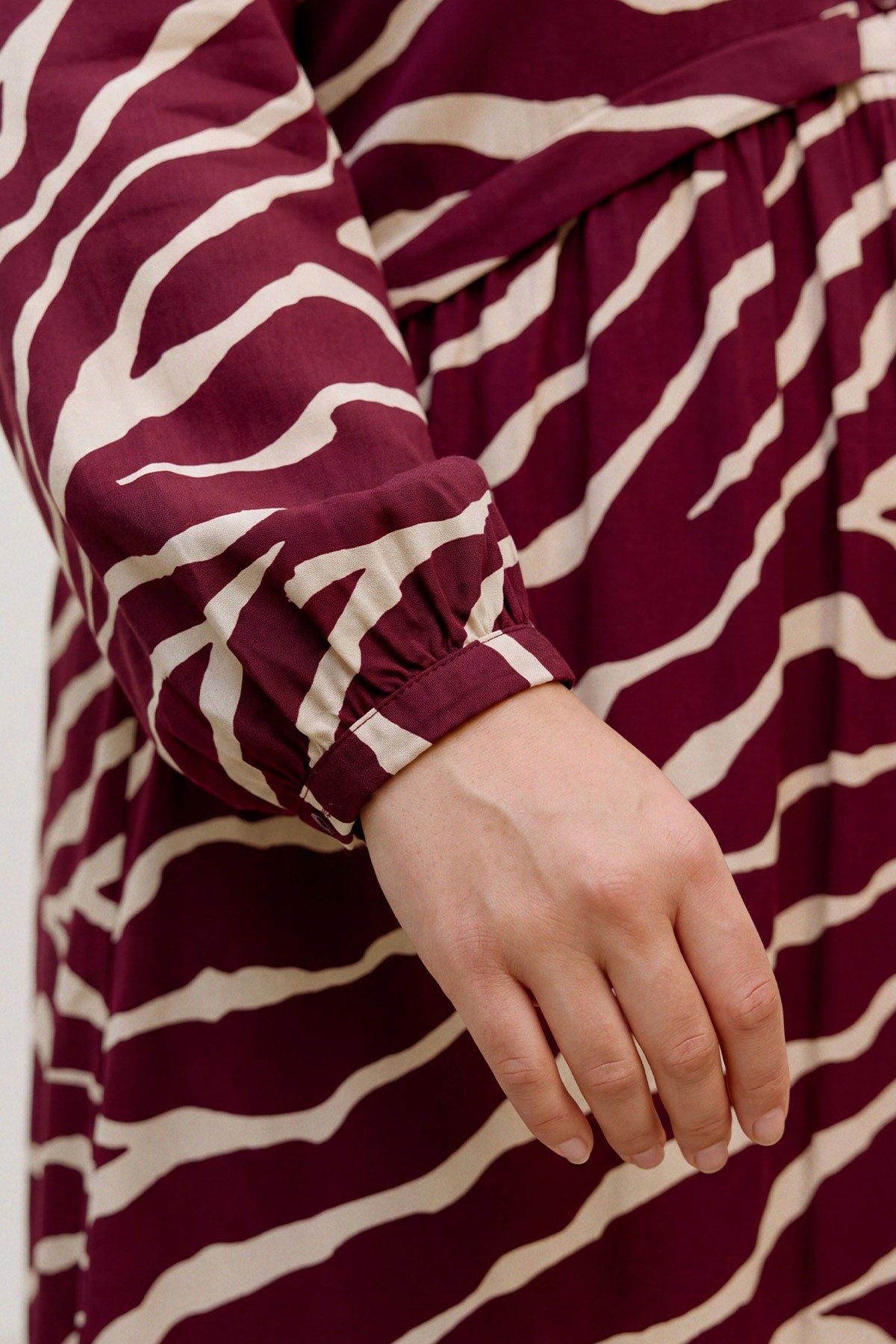 Mini εμπριμέ φόρεμα Animal Print VERO MODA - Μπορντω