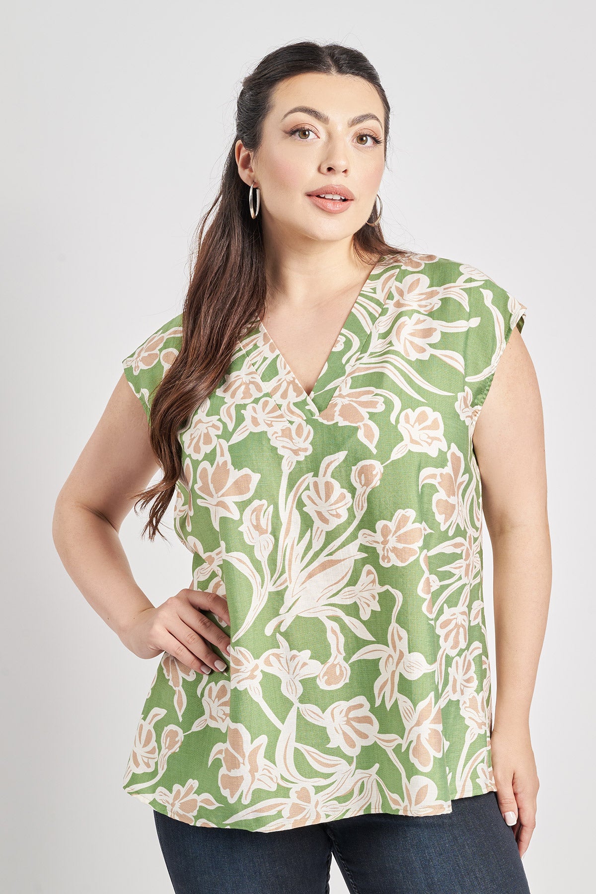 Sleeveless floral print blouse linen look - Green
