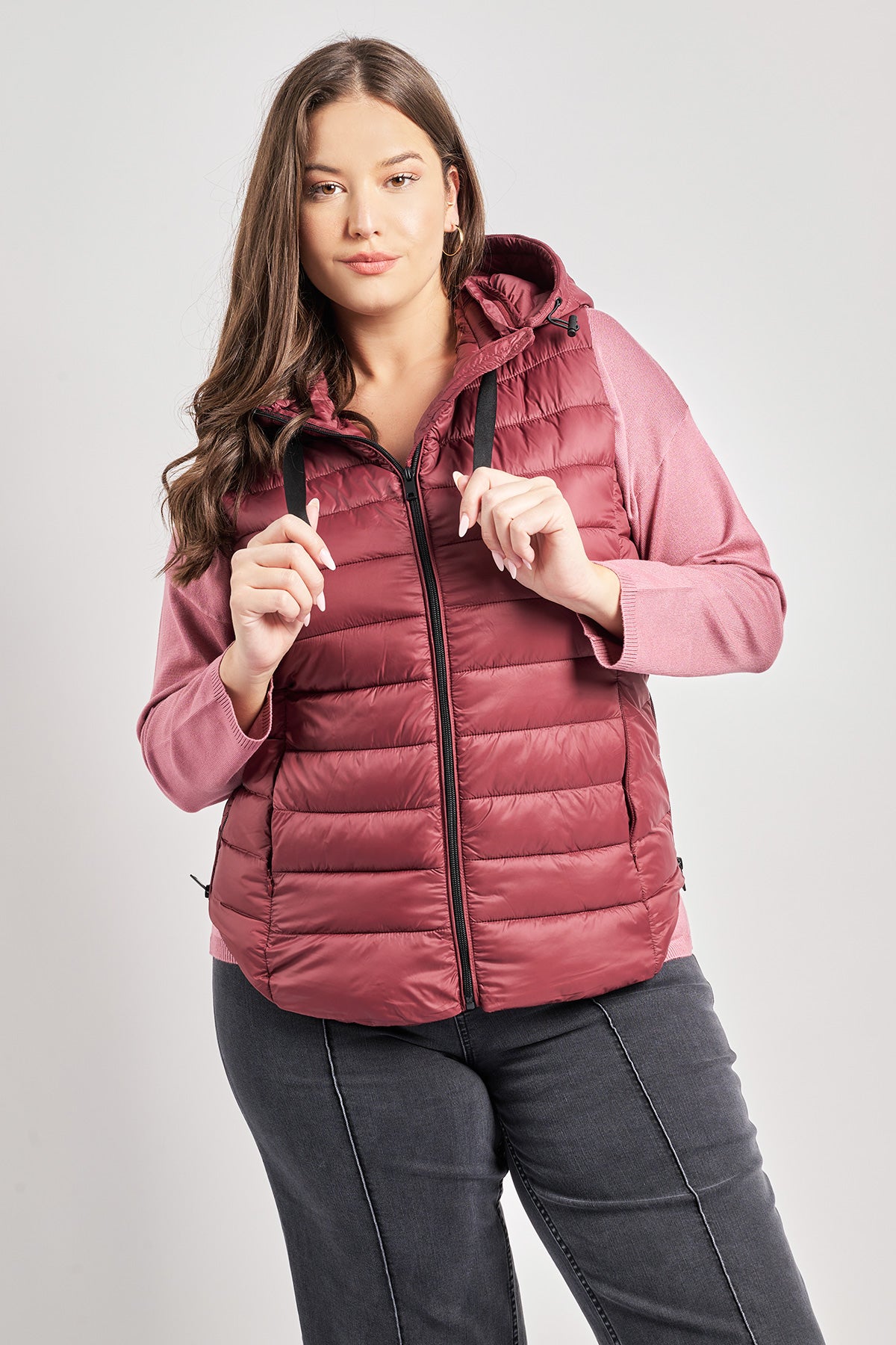 Sleeveless quilted jacket with hood - Bordeaux