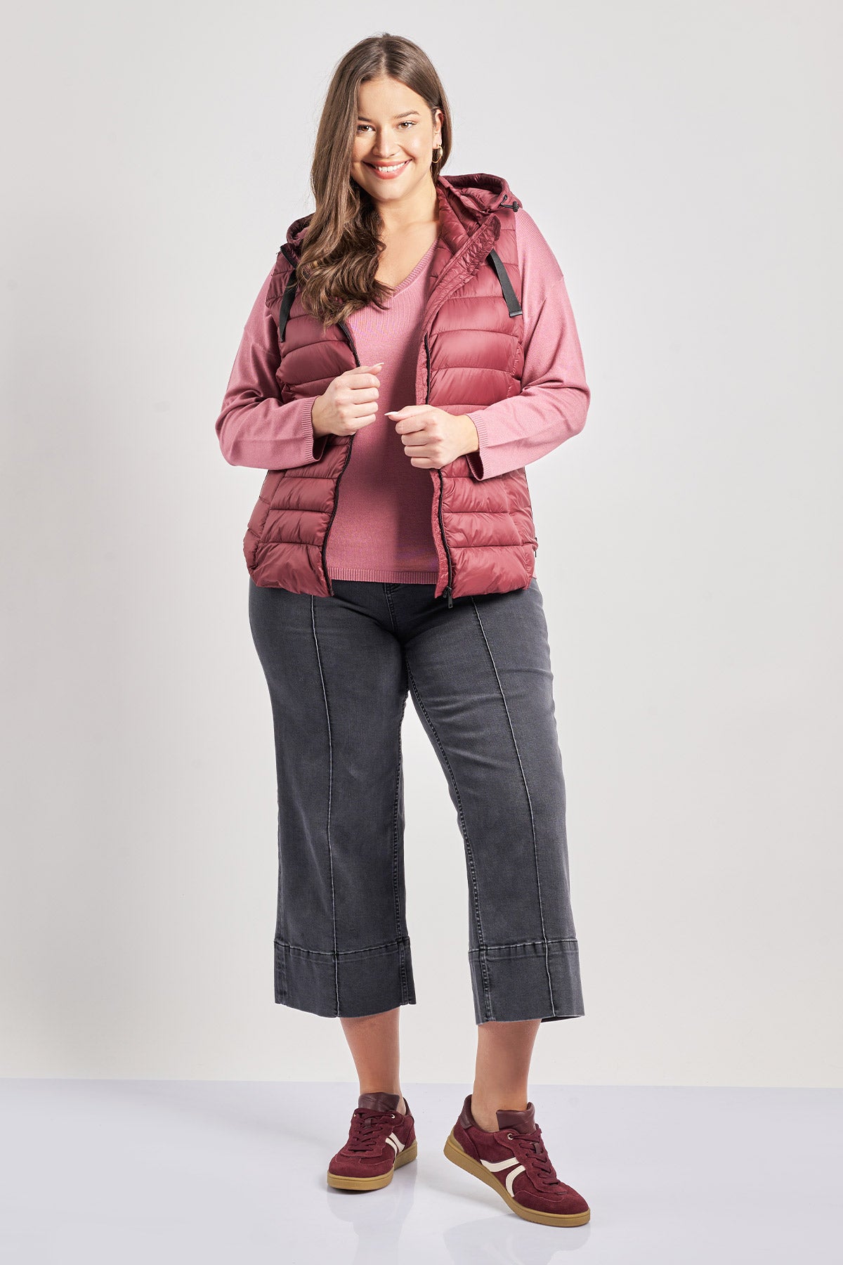 Sleeveless quilted jacket with hood - Bordeaux