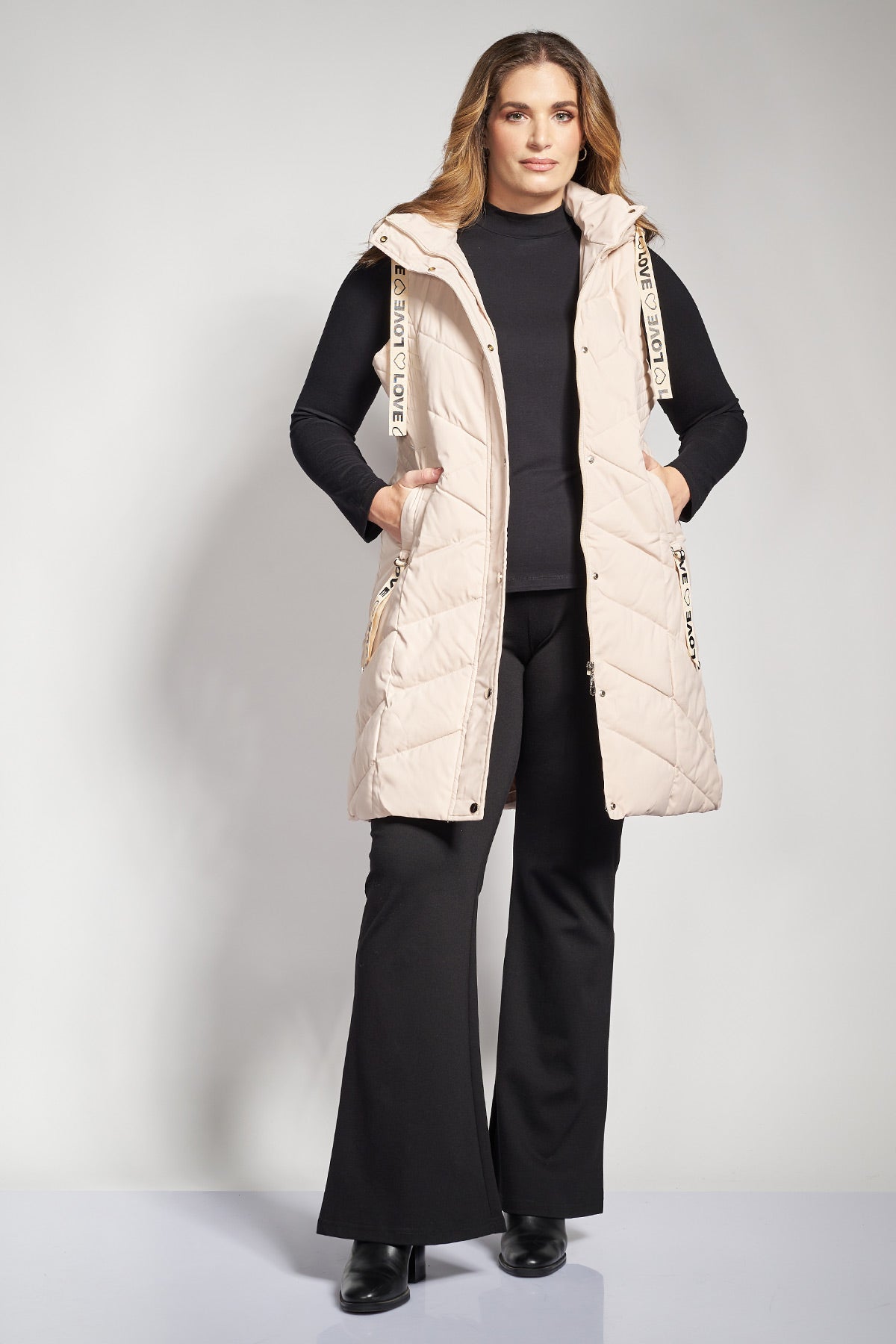 Sleeveless quilted jacket with hood and LOVE logo tapes - Ecru
