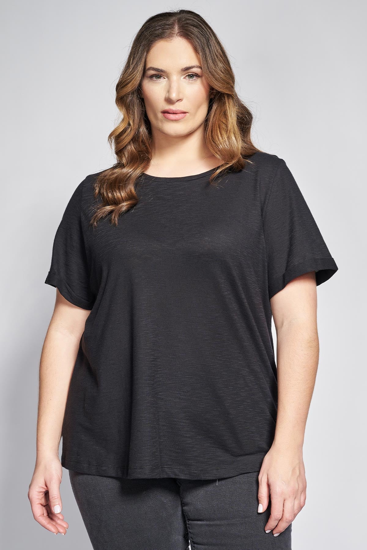Basic short-sleeved cotton slub round-neck blouse - Black