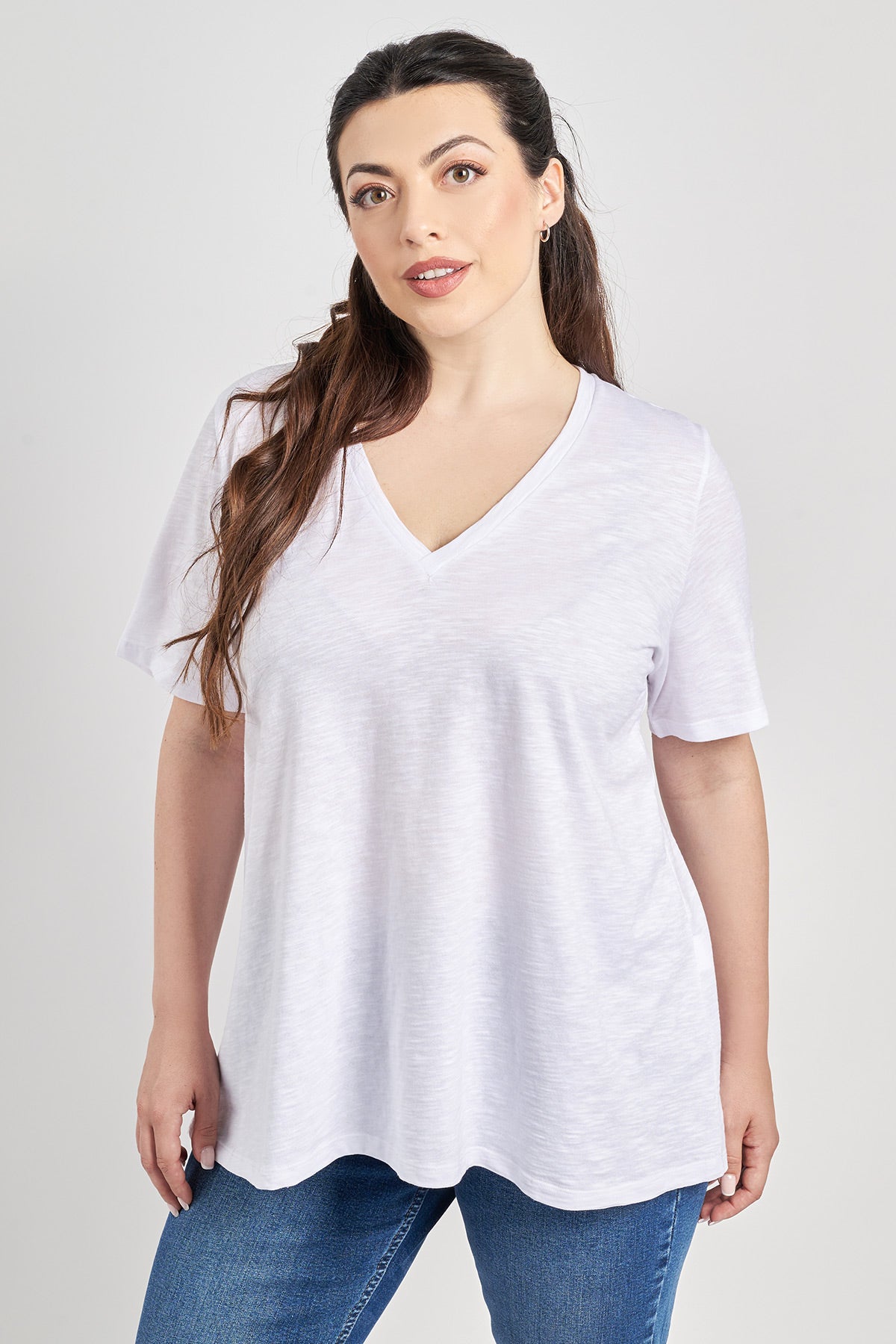 Basic cotton blouse with V - White
