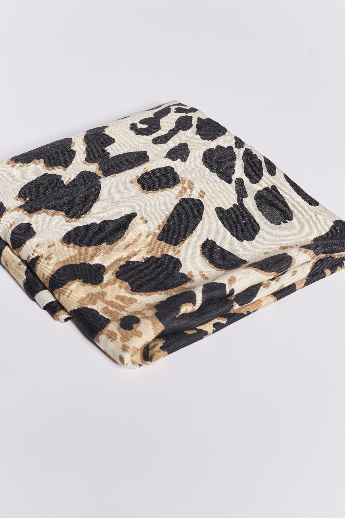 Εσάρπα εμπριμέ με συνδυασμό animal print - Μπεζ