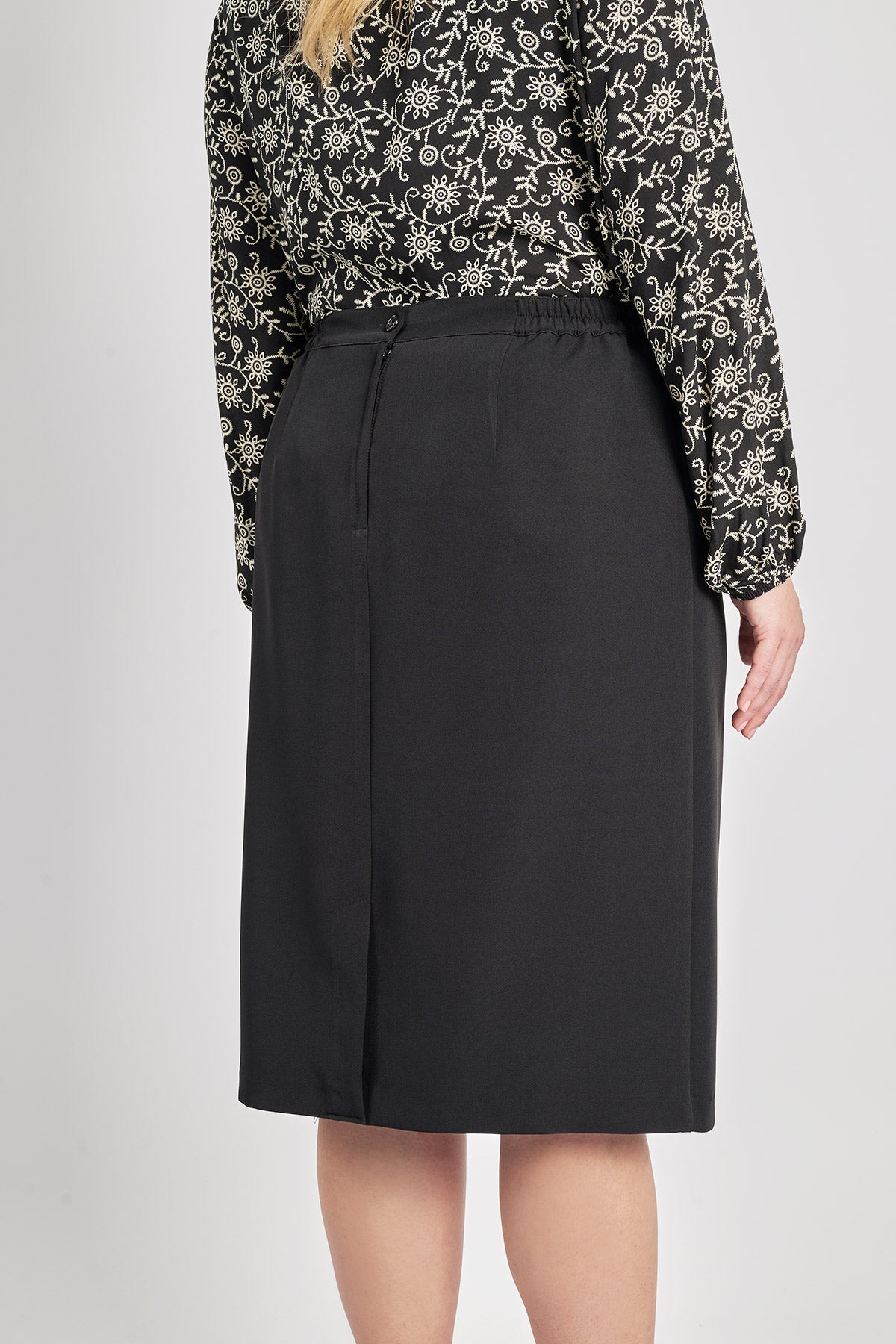 Midi crepe skirt - Black
