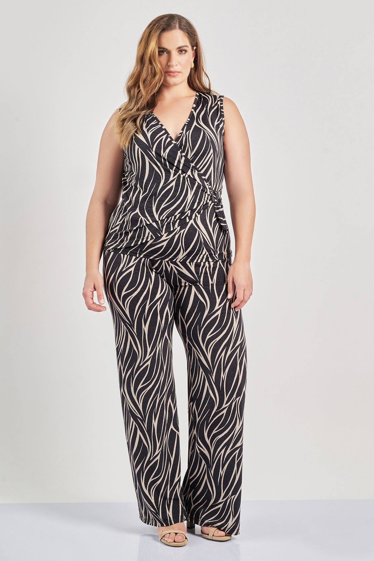 Wrap stretchy print blouse with buckle - Black