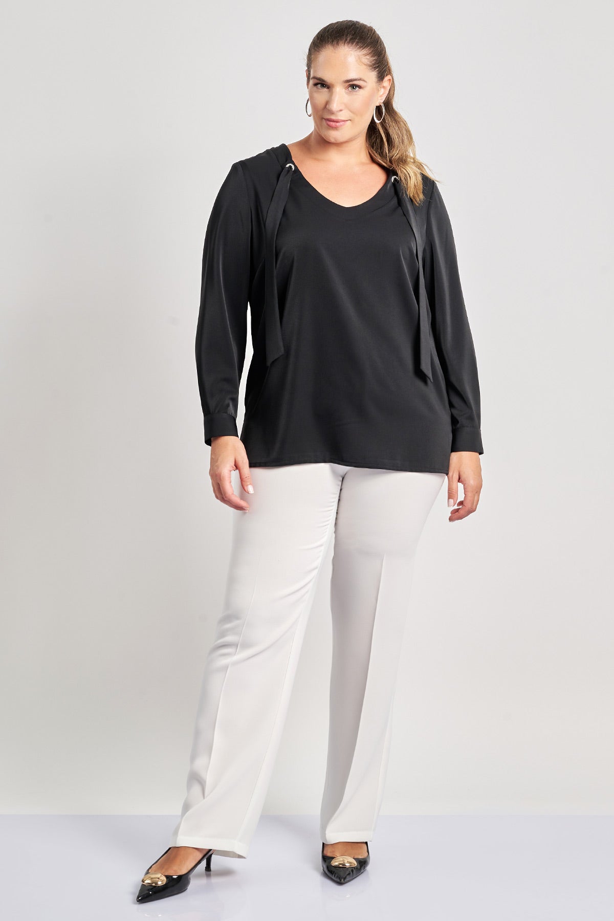 Blouse with cuffs and ties - Black