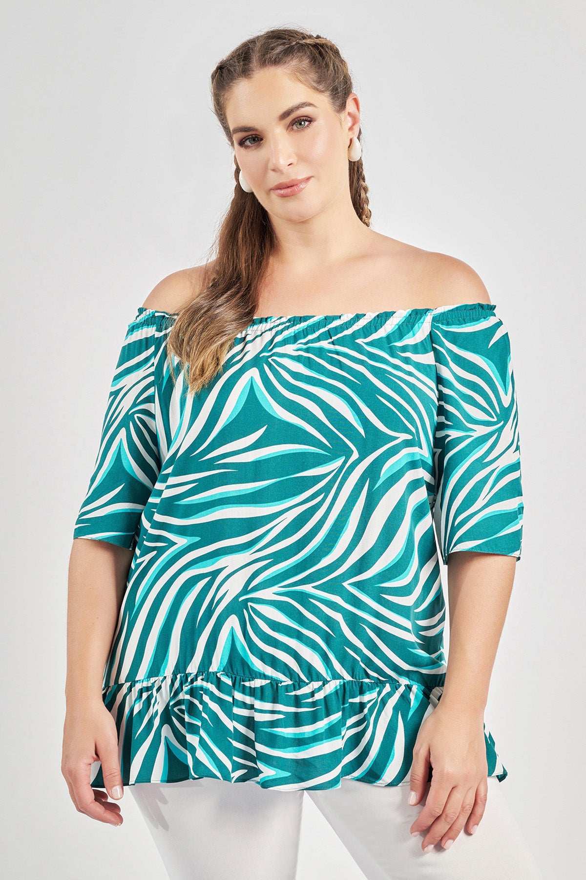 Μπλούζα βισκόζη off-shoulder με βολάν εμπριμέ τρόπικαλ - Πράσινο