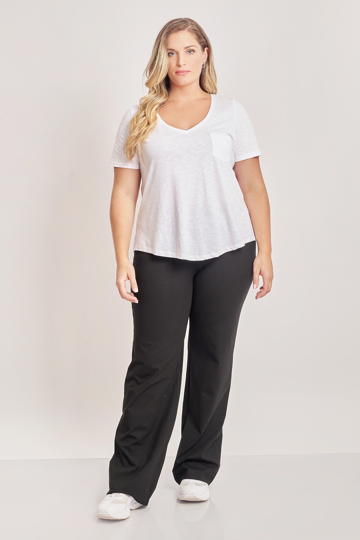Wide leg trousers with elastic waistband - Black