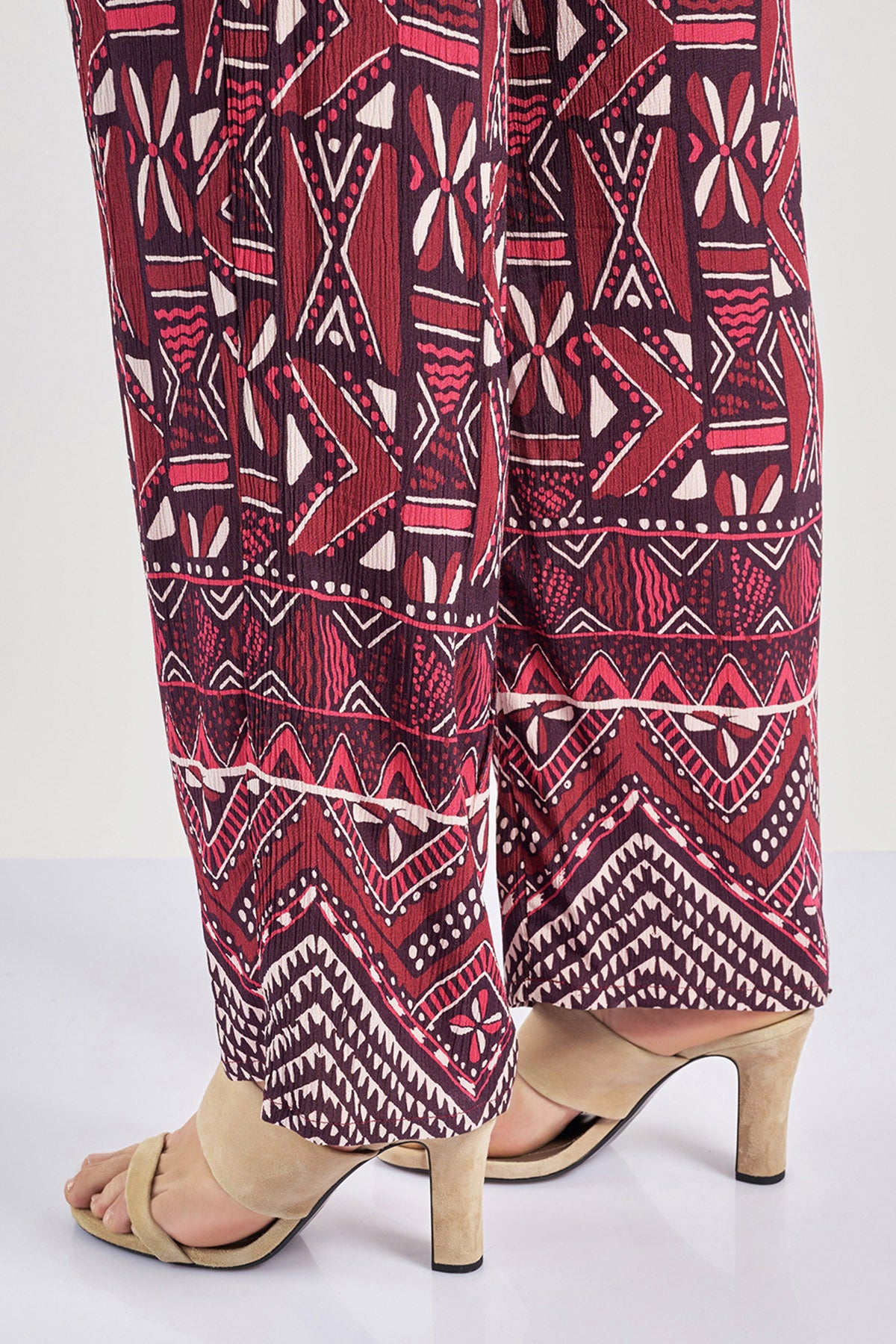 Viscose trousers in ethnic tribal print - Bordeaux