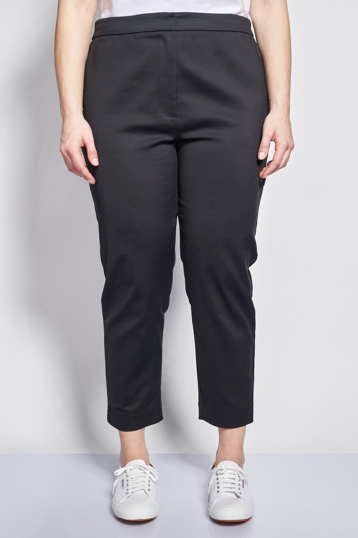 Straight-leg chino trousers - Black
