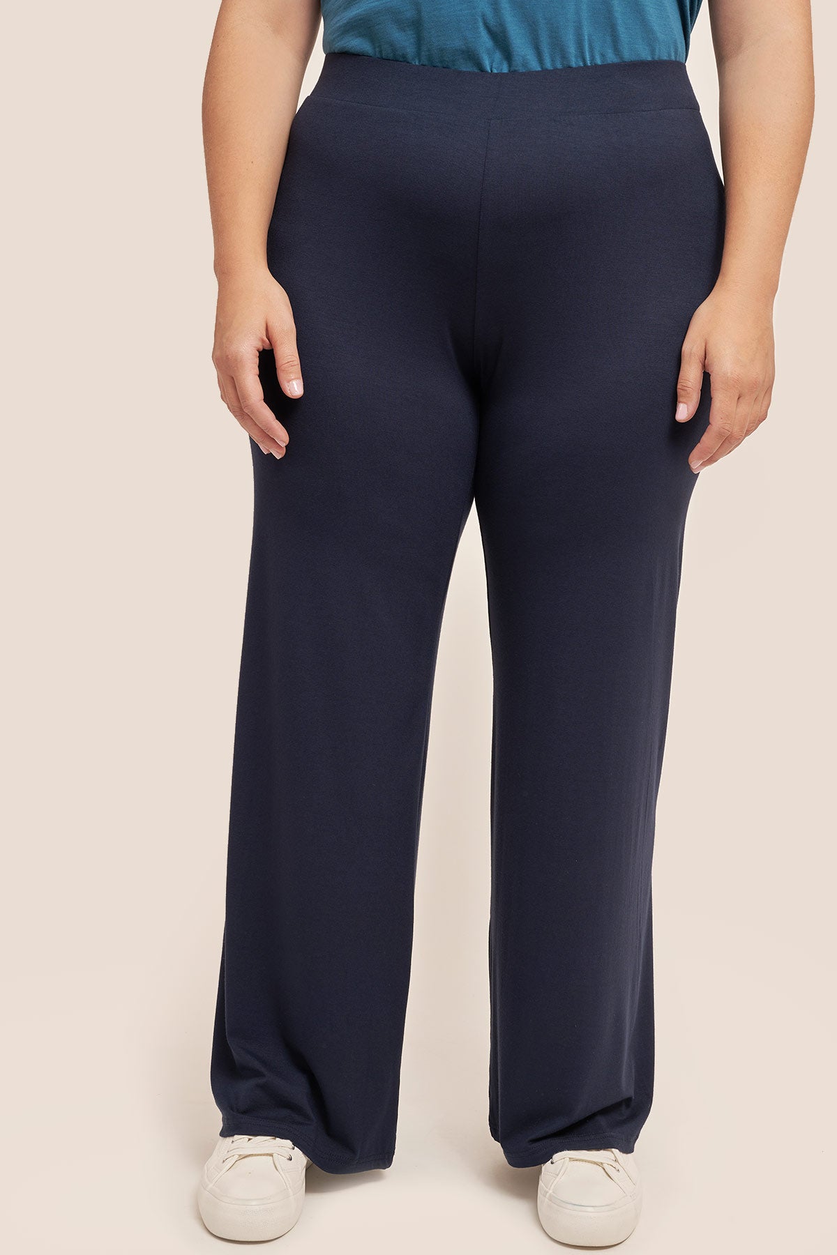 Trousers in straight-cut line - Blue
