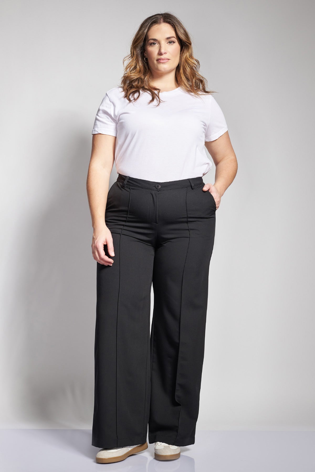 Tailored crepe trousers with ribbed trims - Black