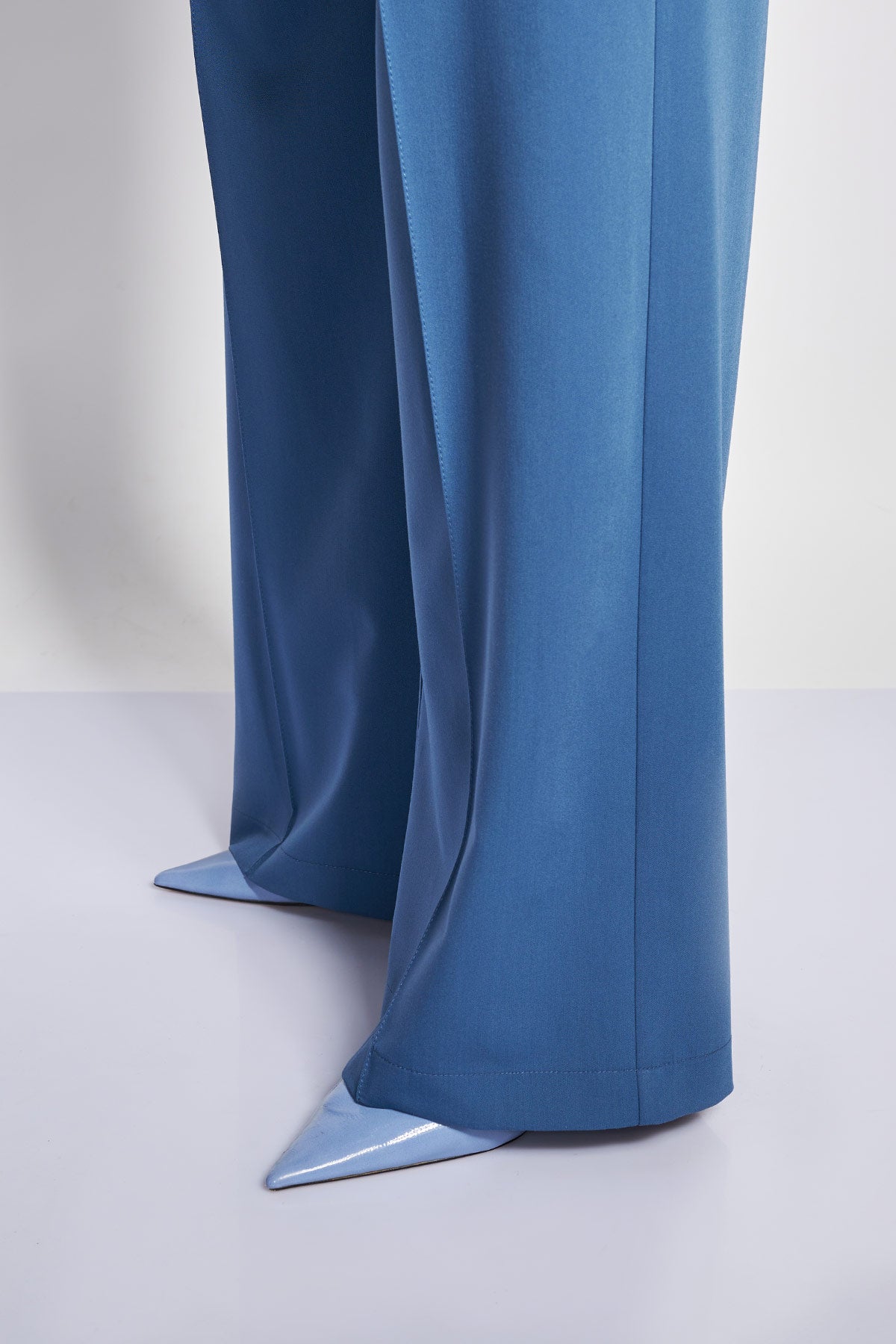 Tailored crepe trousers with ribbed trims - Indigo