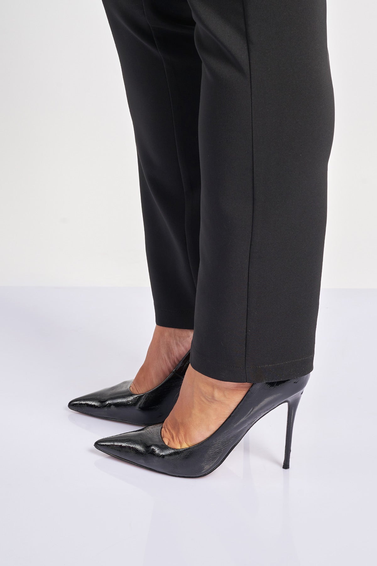 Κρεπ παντελόνι slim fit - Μαύρο