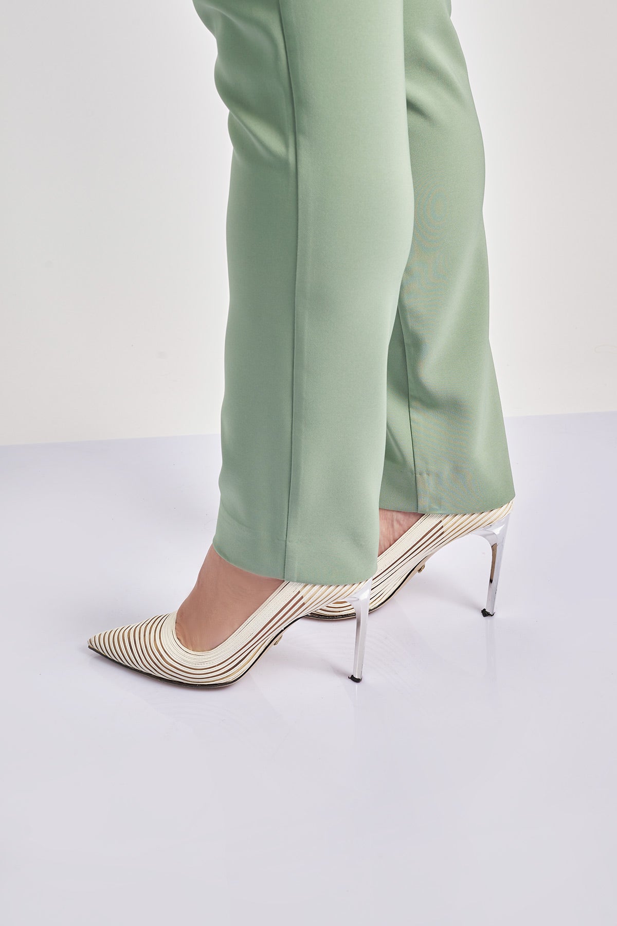 Παντελόνι κρεπ slim fit - Πράσινο