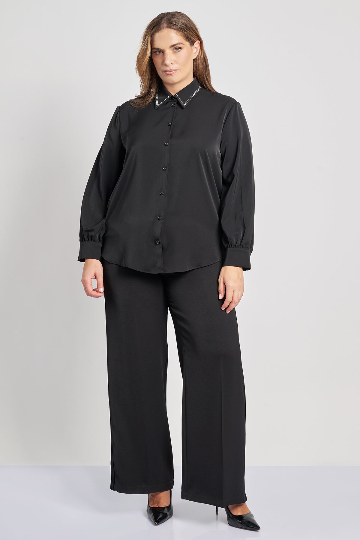Trousers with velvet stripe on the side - Black