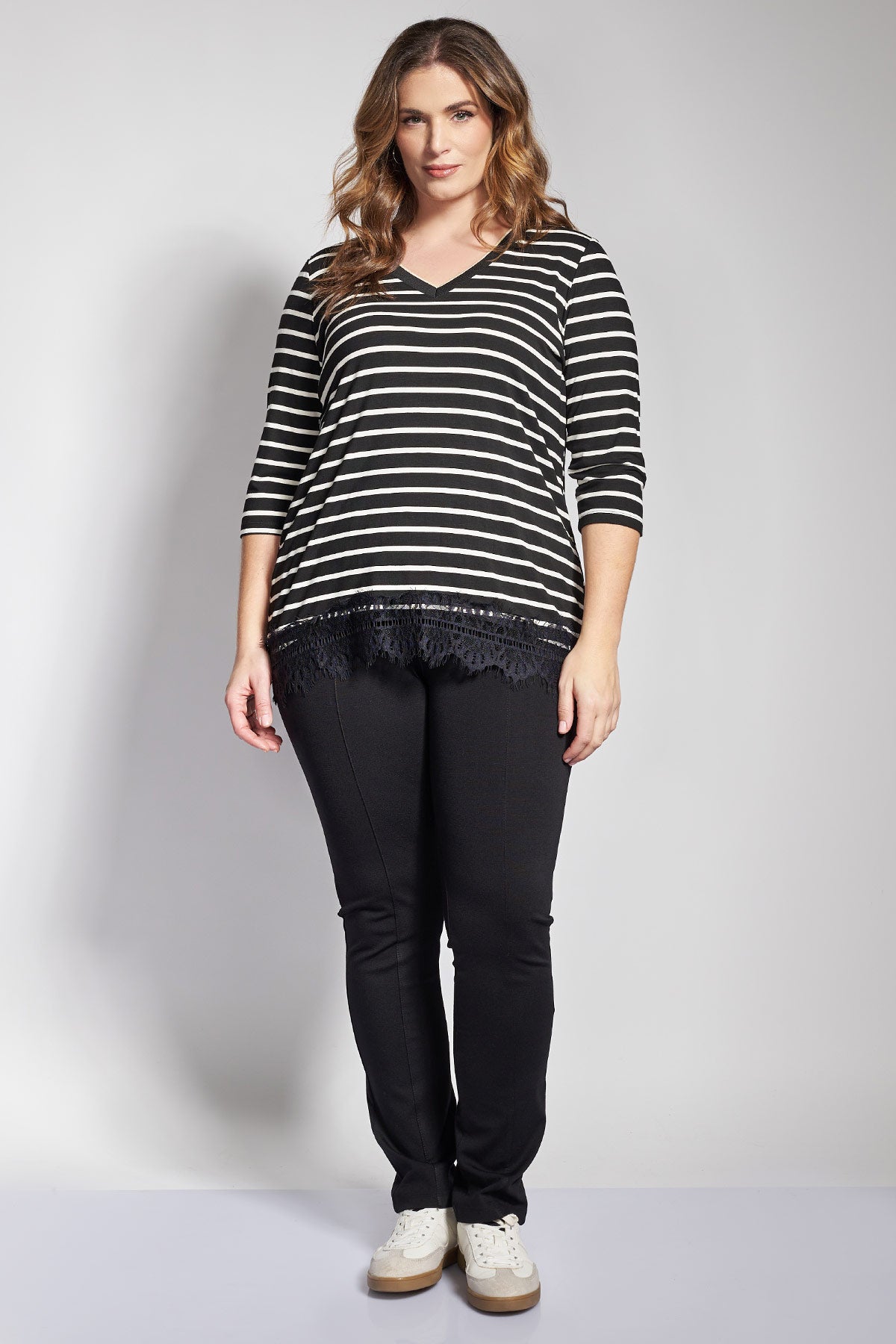 Slim scuba pants with elastic waist and front seam - Black