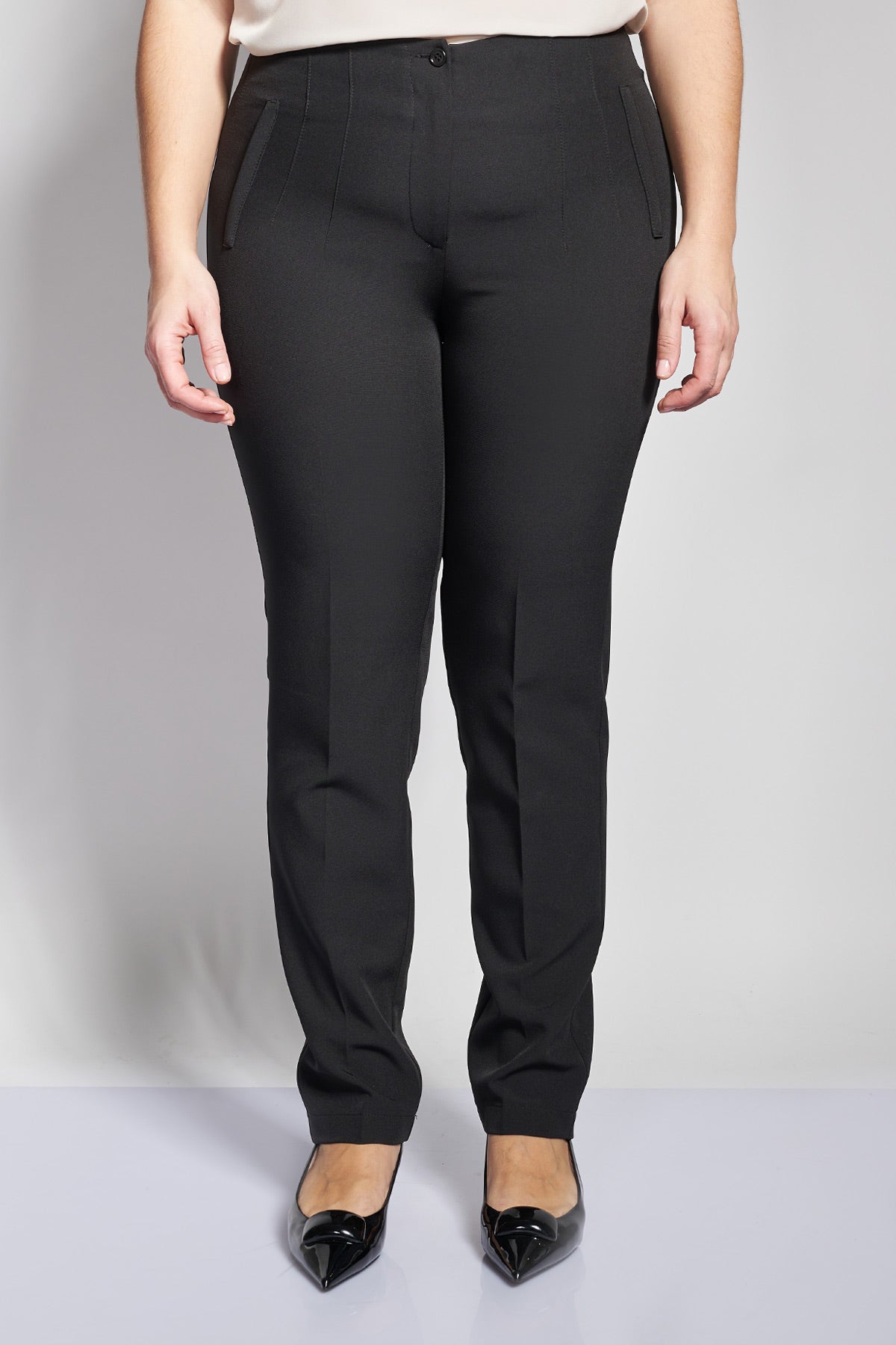 Tailored crepe slim trousers - Black