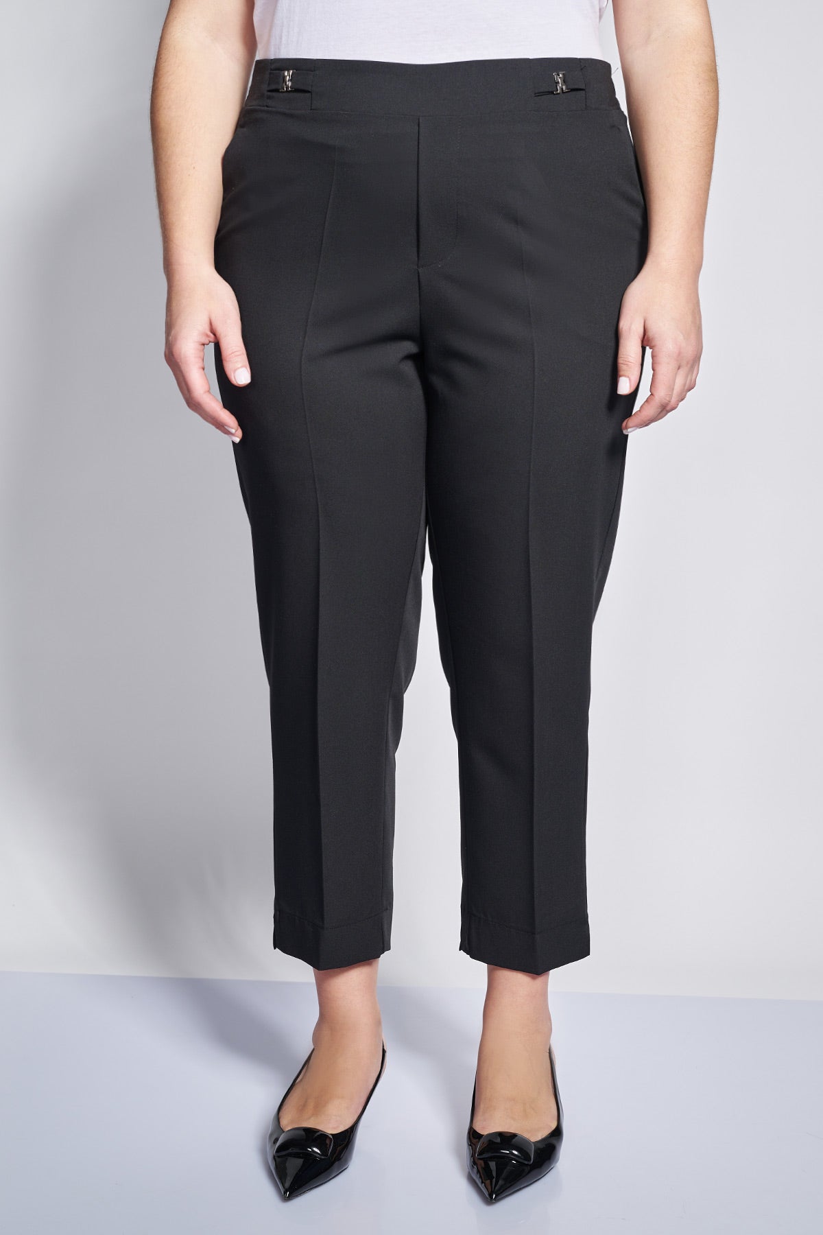 Peg twill TR pants with metal buckles on the waistband - Black