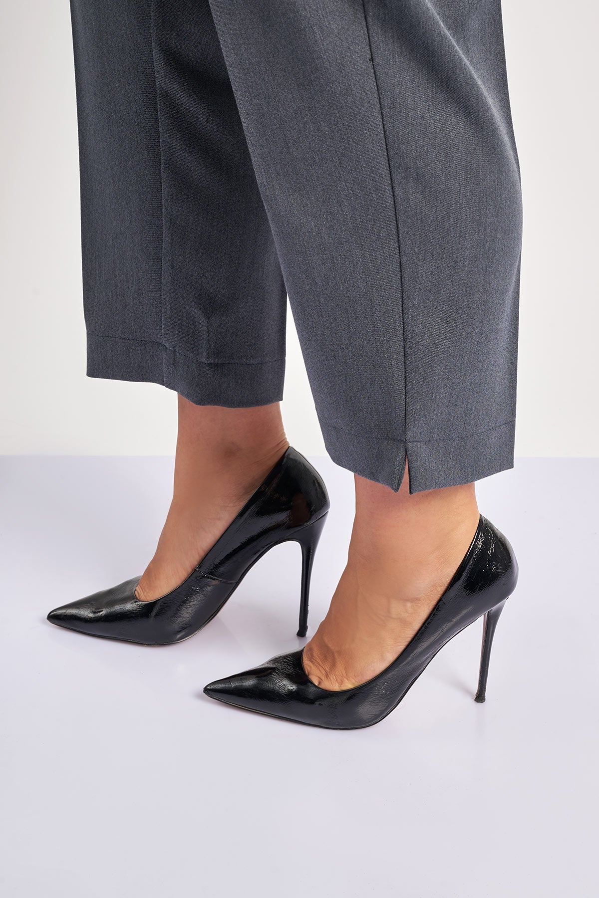 Peg twill TR trousers with metal details - Grey
