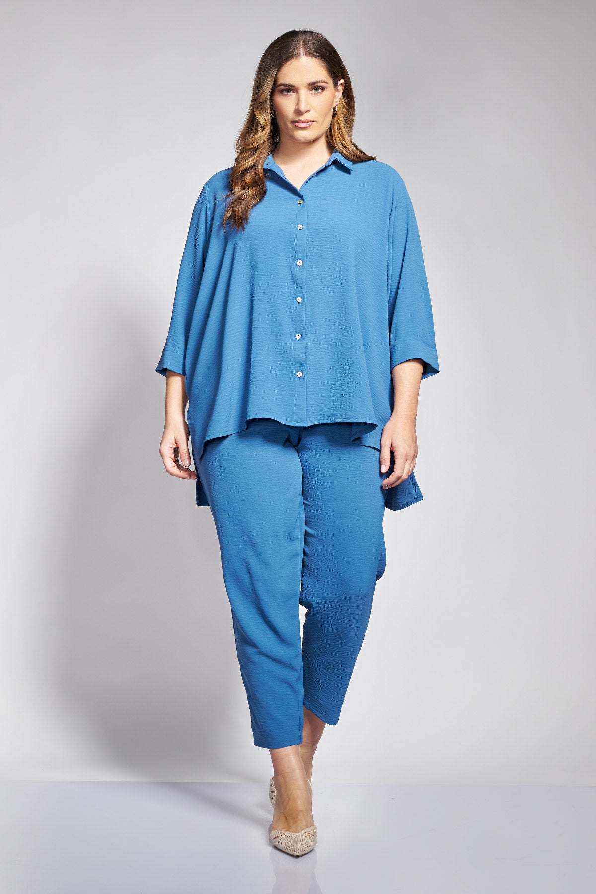 Asymmetric Shirt in Textured Washed - Indigo