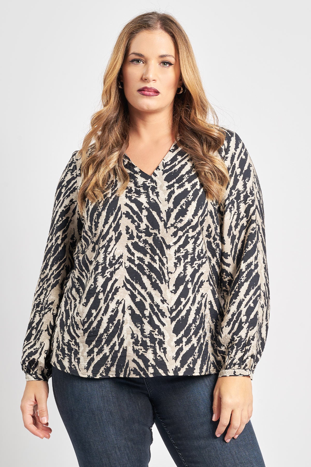 V-neck abstract print shirt VERO MODA - Black