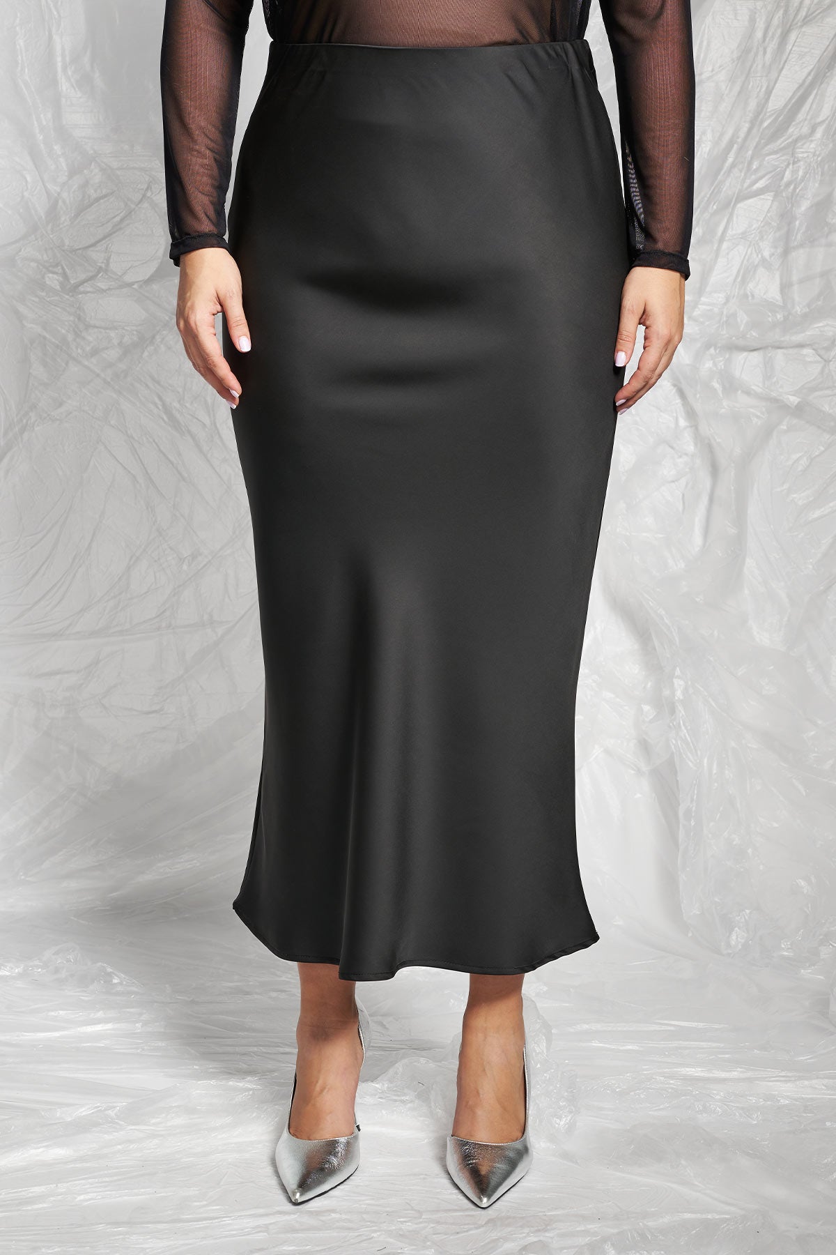 PRBT Midi satin-like skirt - Black