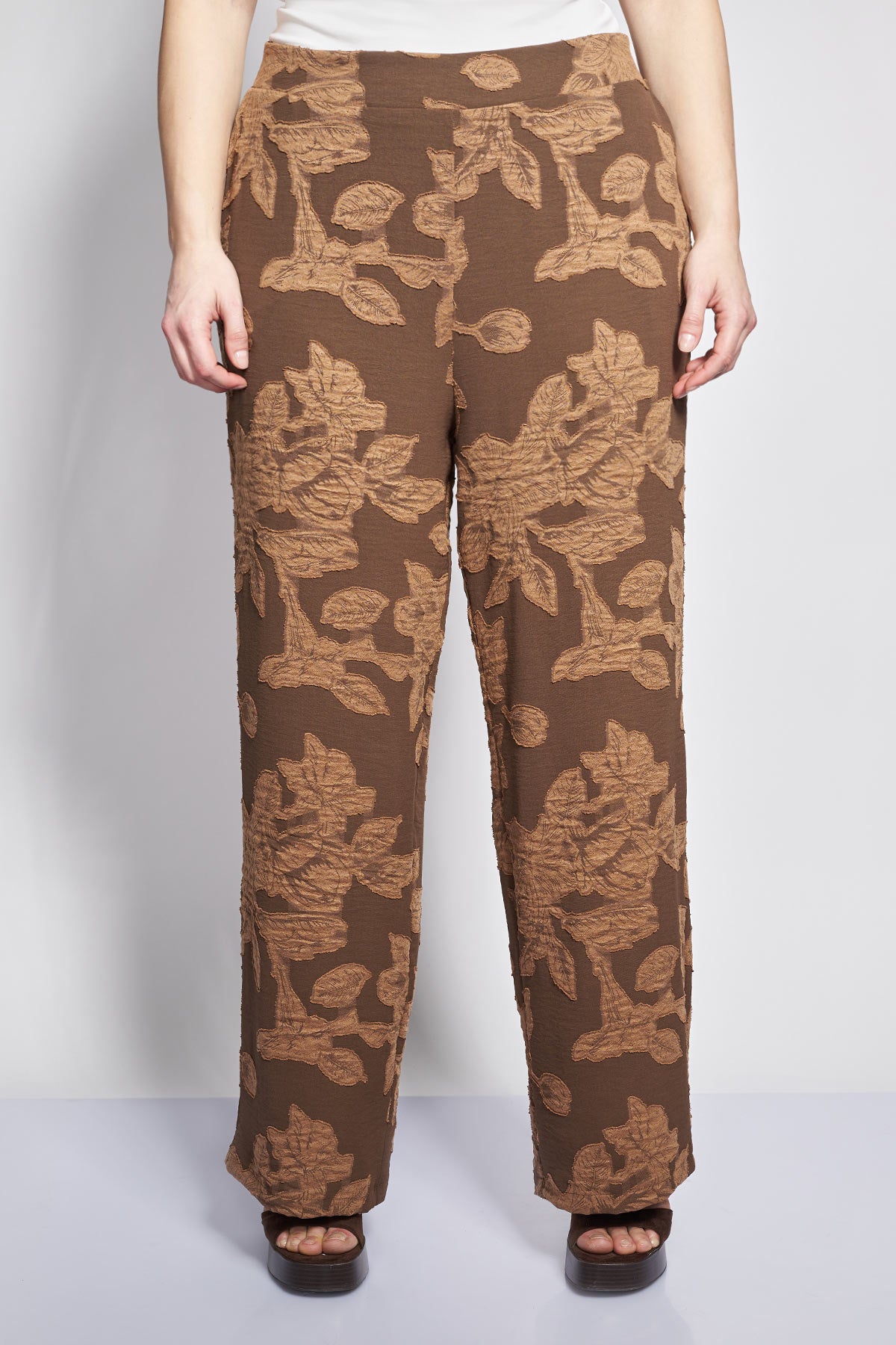 PRBT Jacquard Trousers with Floral Pattern - Brown