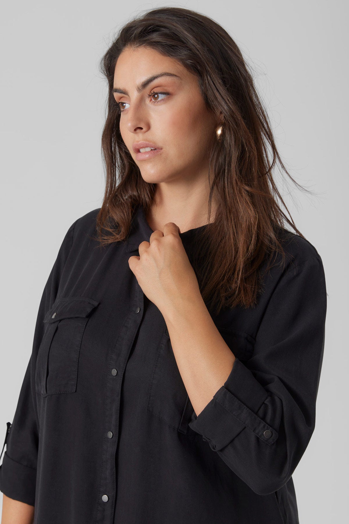 Σεμιζιέ Μίνι Φόρεμα tencel με τσεπάκια VERO MODA - Μαύρο