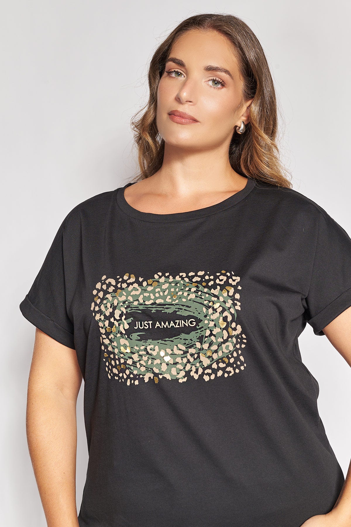 T-shirt βαμβακερό με στάμπα Just Amazing - Μαύρο