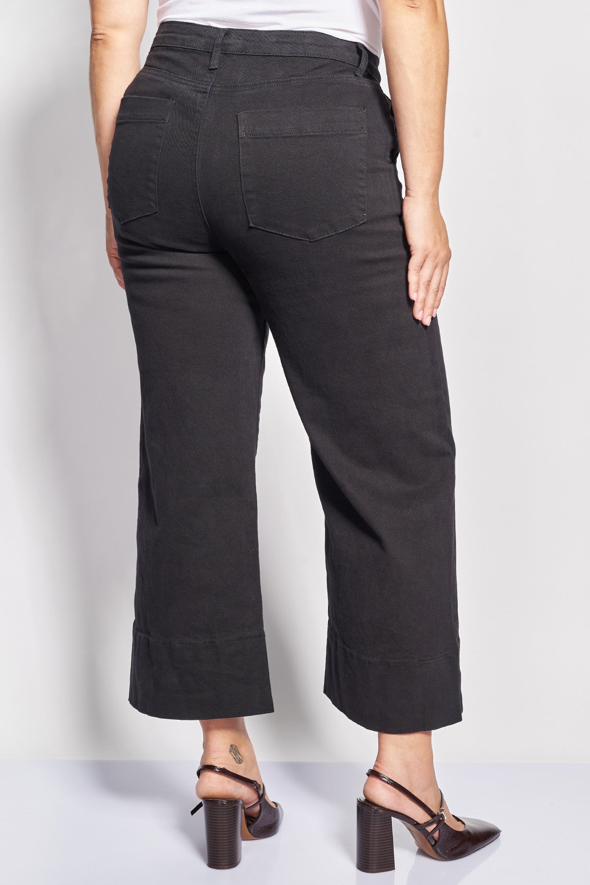 Τζιν παντελόνι cropped wide leg με νερβίρ μπροστά - Μαύρο