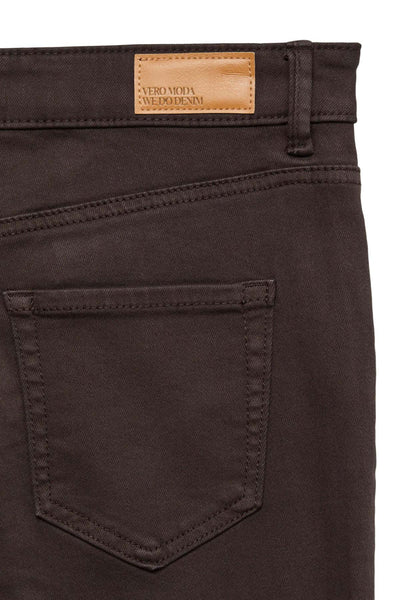 Τζιν παντελόνι καμπάνα με χρώμα VERO MODA - Καφέ