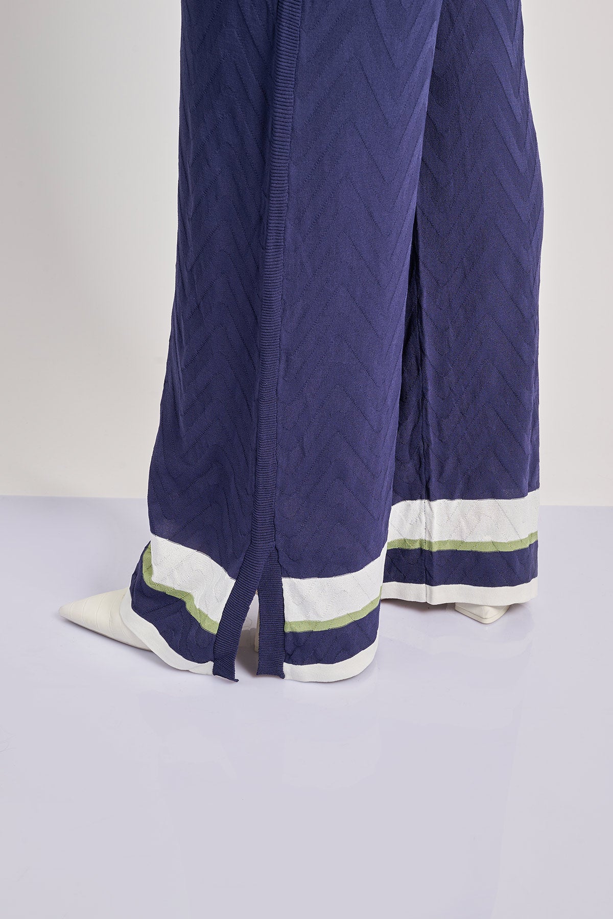 Knit embossed trousers - Blue